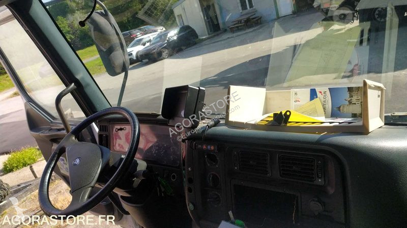 Komunálne vozidlo Renault PREMIUM