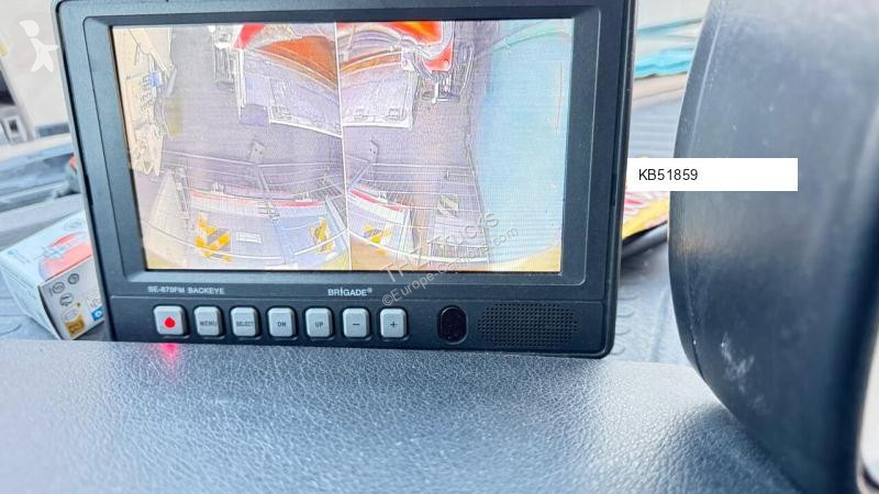 Engin de voirie Mercedes 2543