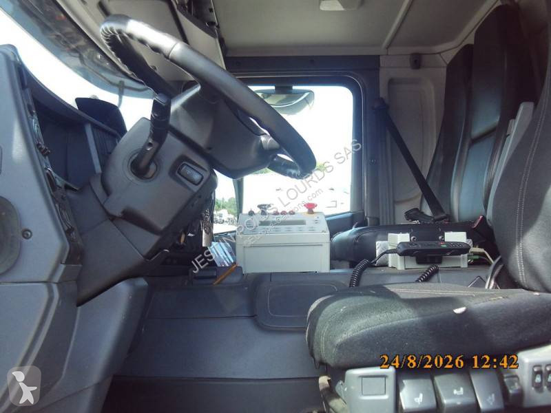 Engin de voirie Scania
