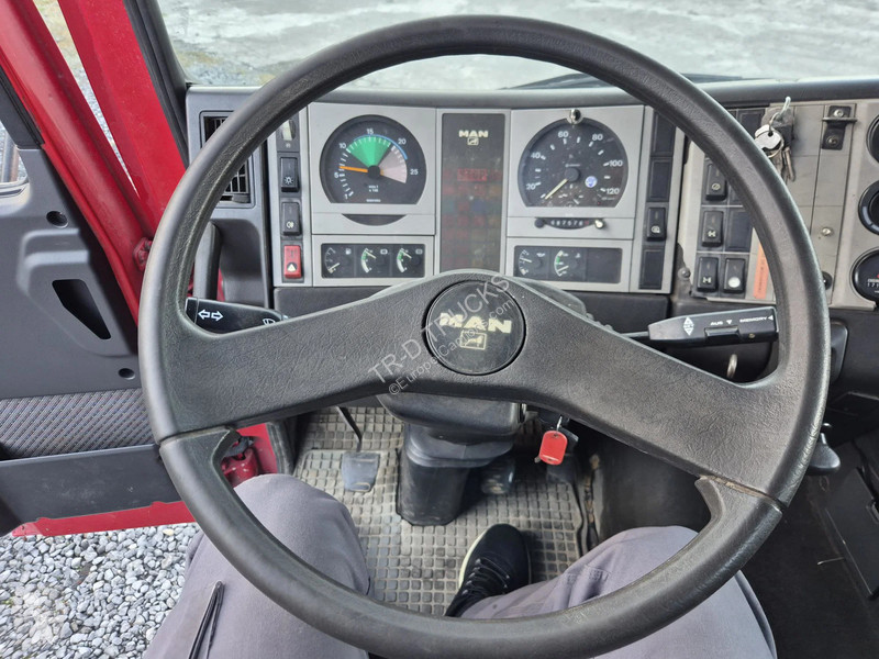 Коммунальная техника  MAN 27 364 HYDROCOUREUR -...