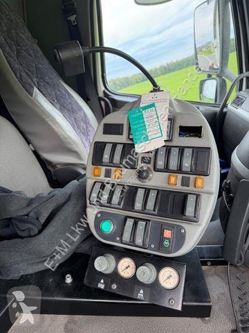 Коммунальная техника  Volvo FM 9 4X2 KEHRMASCHINE