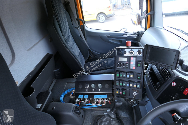 Vägmaskiner Mercedes 1324 Atego Aufbau Faun Viatec