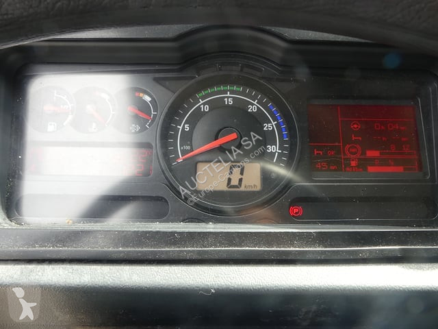Vehículo de limpieza viaria Renault D19