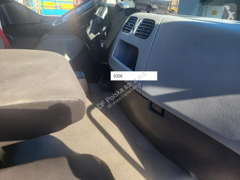 Vehículo de limpieza viaria Renault D Wide /...