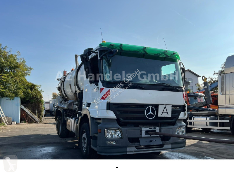 آلة لصيانة الطرق Mercedes III 2532 BL M Saug...