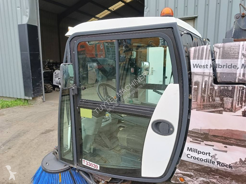 Bucher Schoerling C202 sweeper veegmachine...