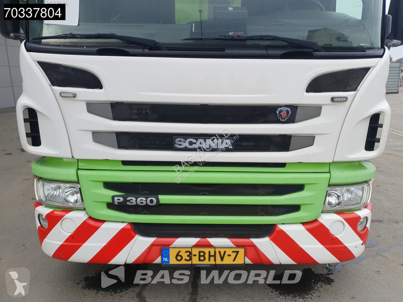 آلة لصيانة الطرق Scania P360 P 8X2 Hiab 211 BW...