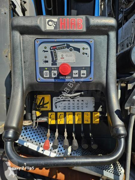 آلة لصيانة الطرق Mercedes 1829