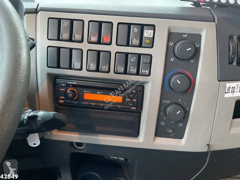 Utilaje pentru drumuri Volvo 280 Euro 6 Hiab 21...