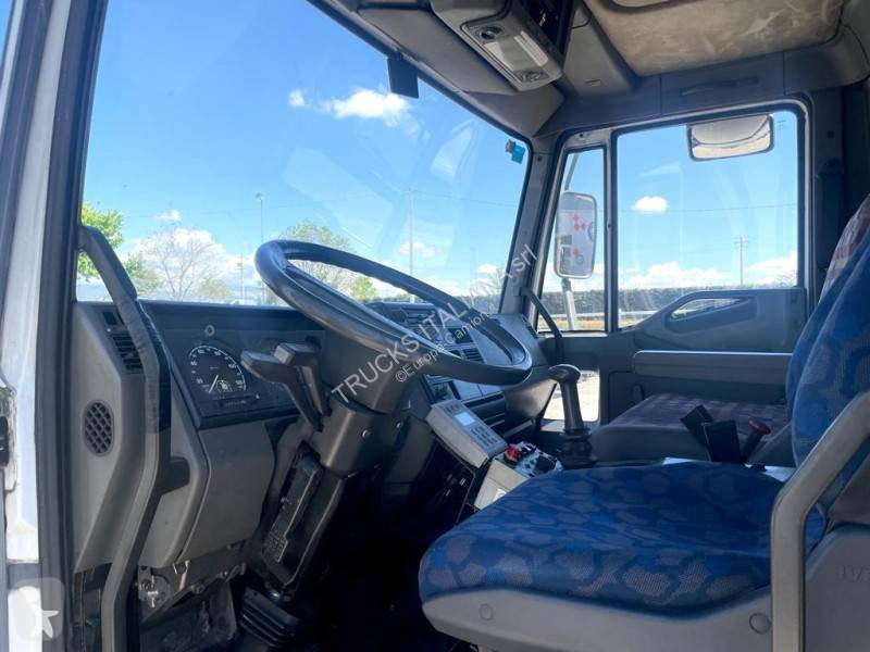 Silniční stroje Iveco