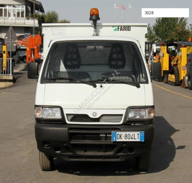 Silniční stroje Piaggio PORTER