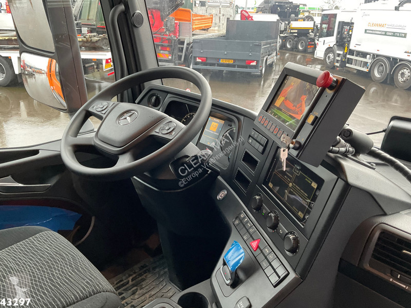 Utilaje pentru drumuri Mercedes 2533 Geesink...