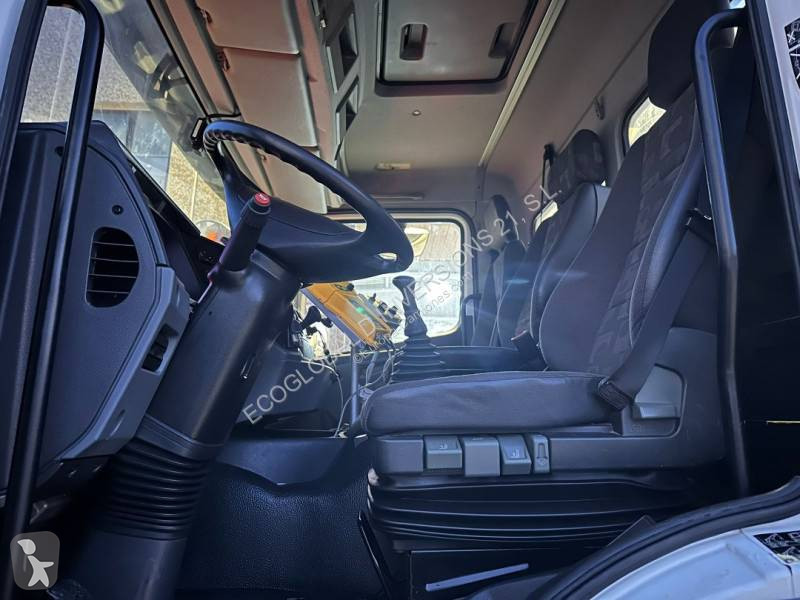 Vägmaskiner Mercedes