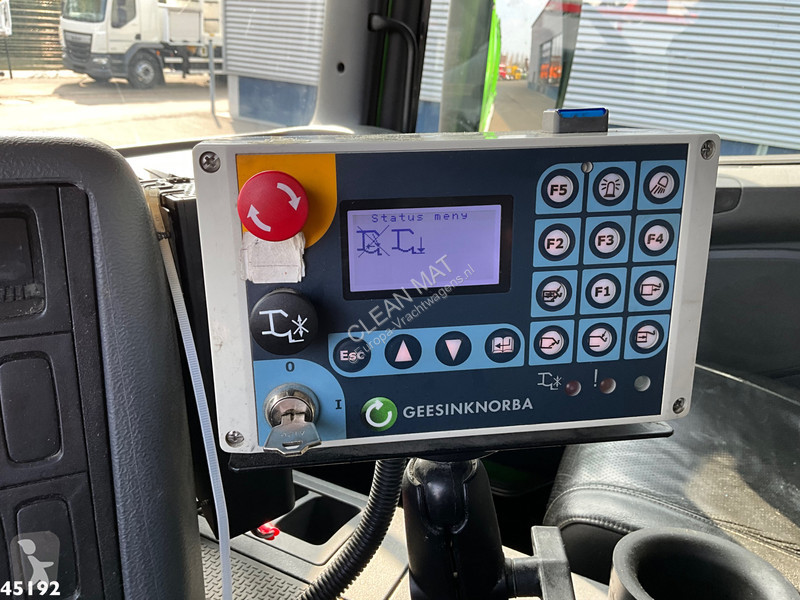 آلة لصيانة الطرق Scania P 410 Euro 6 eesink...