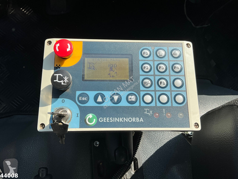 Silniční stroje Fuso 9C18 Geesink 7m³
