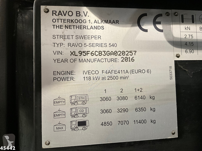 Vägmaskiner Ravo 540 CD Euro 6 with 3-rd brush