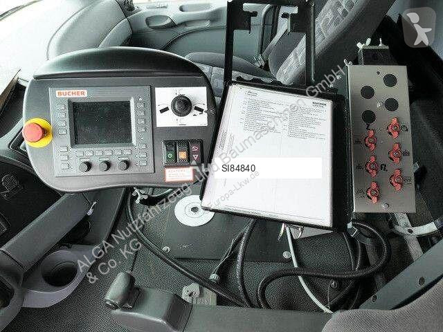 Silniční stroje Mercedes 2032 A 4x4, Bucher...