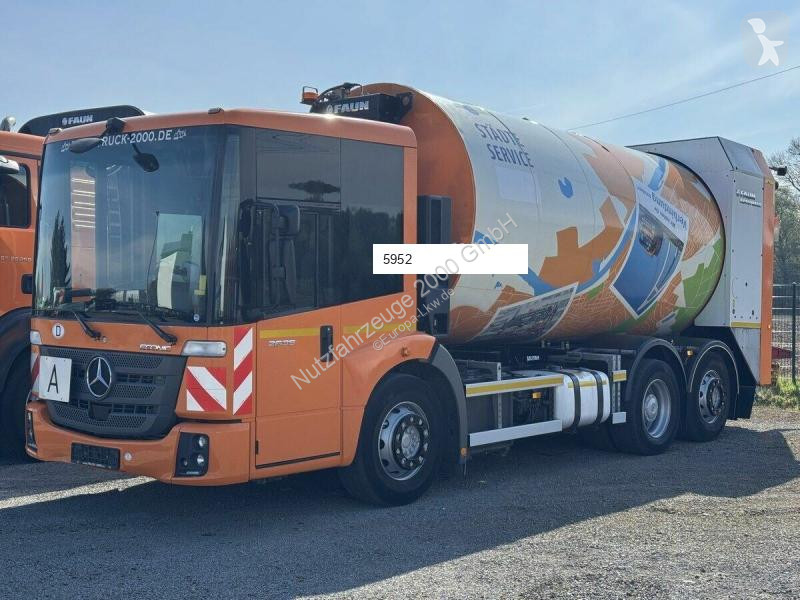 Silniční stroje Mercedes Schüttung System 2301