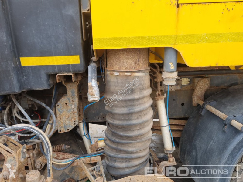 Utilaje pentru drumuri  LF220