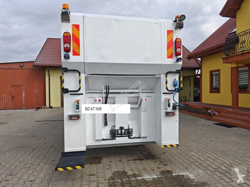 آلة لصيانة الطرق Renault Myjka Container washer...