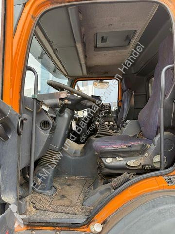 آلة لصيانة الطرق Mercedes 1828 KEHRMASCHINE