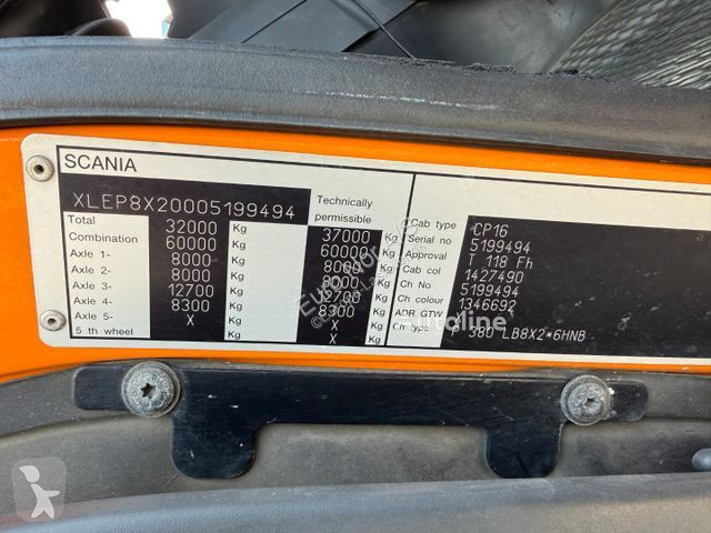 Maskine til vejarbejde  SCANIA P380 8x2*6...