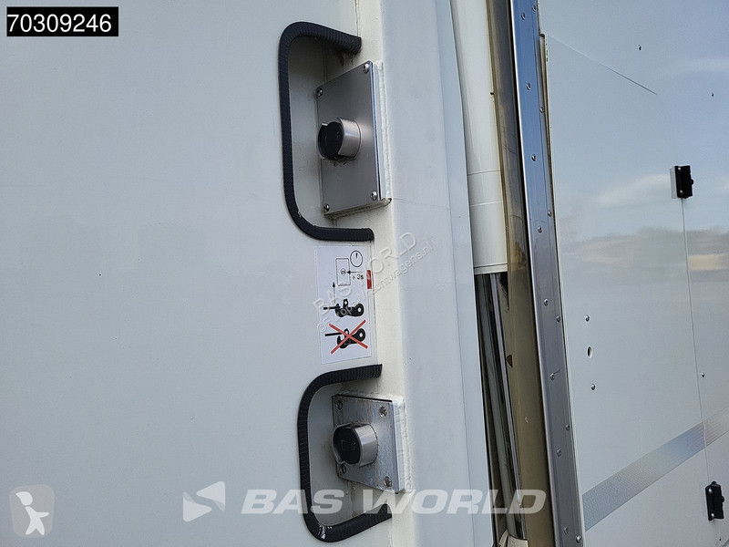 Engin de voirie Volvo FM 330 6X2 -Truck Van...