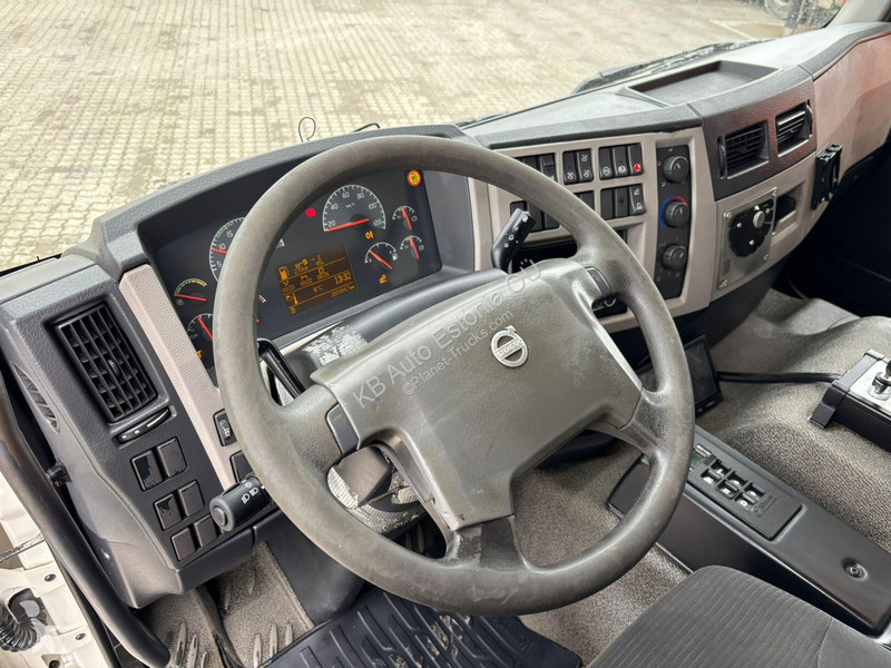 آلة لصيانة الطرق Volvo 240 6x2 NTM KGLS 17,2 m3