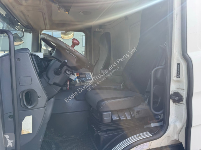 Engin de voirie Scania 360 8X2 EURO 5 HIAB 144E-4