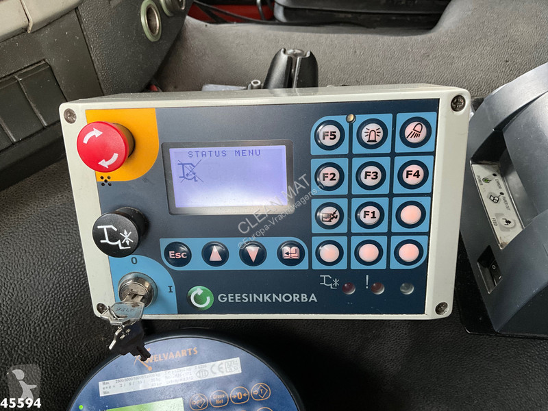 Коммунальная техника  Volvo 330 Euro 6 Geesink...