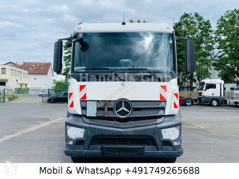 آلة لصيانة الطرق Mercedes 2533 M ClassicSpace...