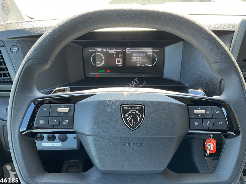 آلة لصيانة الطرق Peugeot E-Expert 100%...