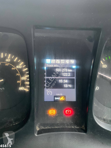 آلة لصيانة الطرق Mercedes 2630 RHD Euro 6...
