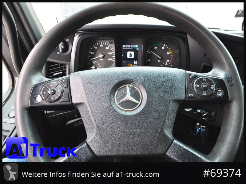 آلة لصيانة الطرق Mercedes Antos 2533, HS...