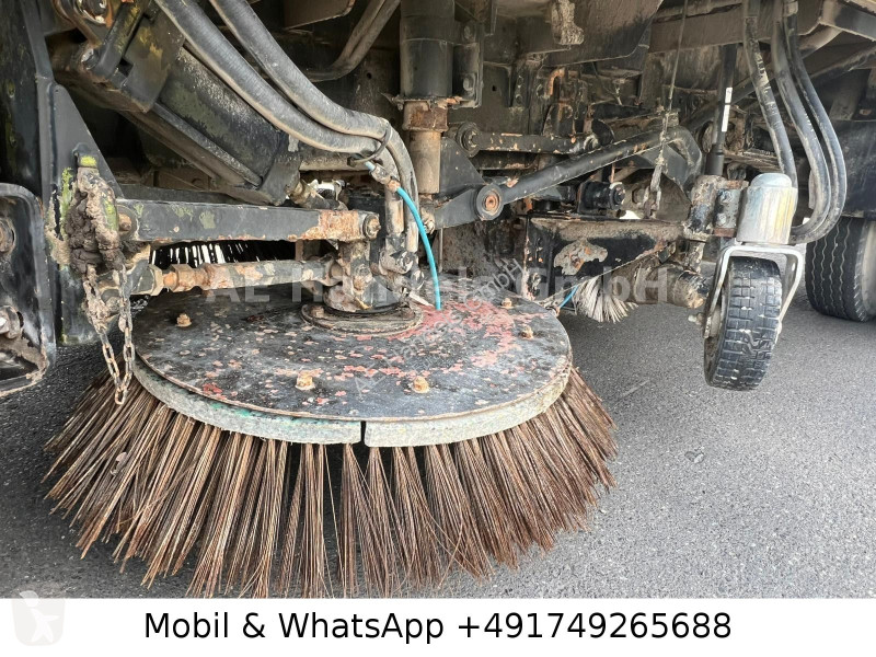 آلة لصيانة الطرق Mercedes LP  Faun AK 420...