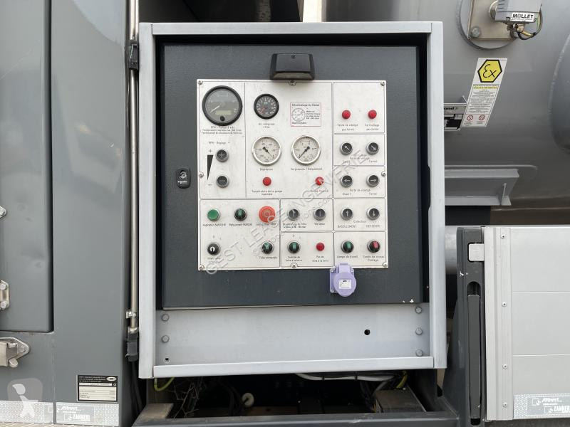 آلة لصيانة الطرق Mercedes  ACTROS 3343