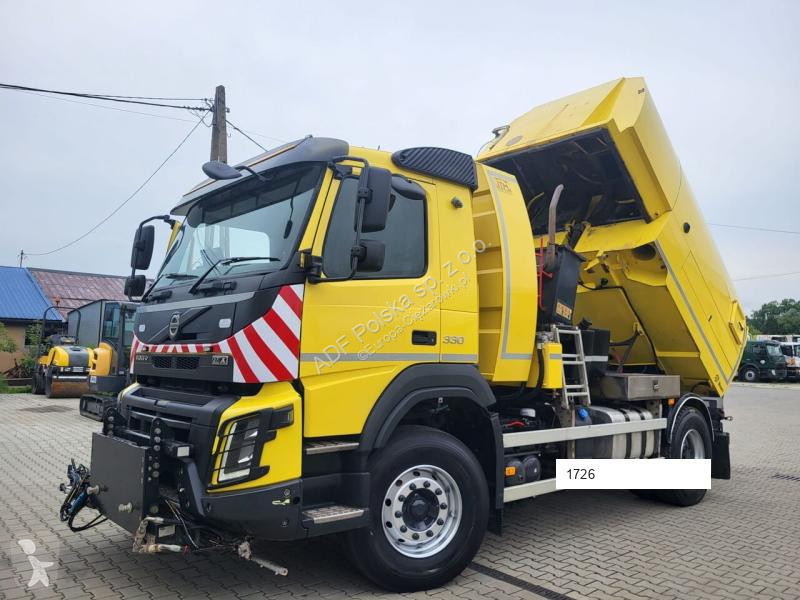 آلة لصيانة الطرق Volvo JBVT801