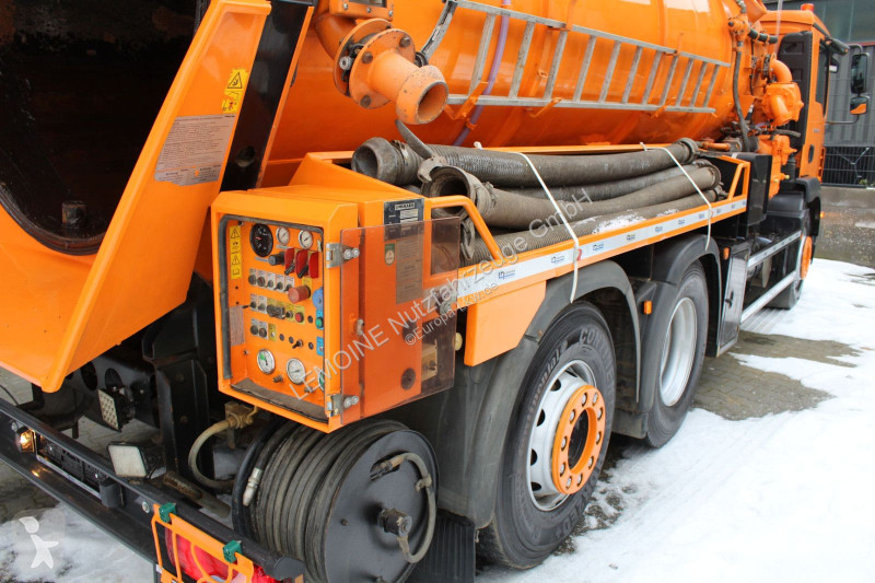 Engin de voirie MAN 26.340 6x2 Müller 13m³ Saug...
