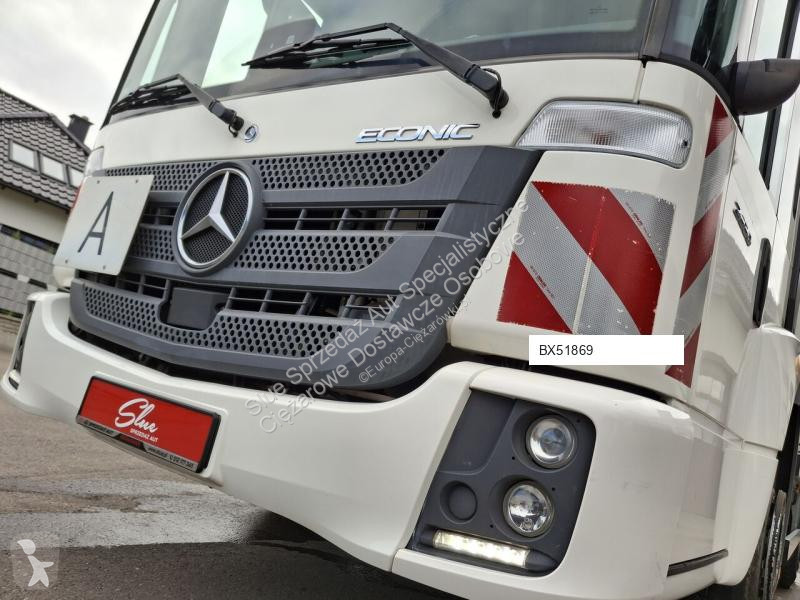 آلة لصيانة الطرق Mercedes press 522 Zoeller