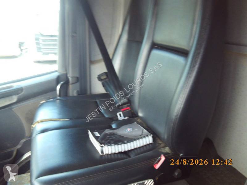 Engin de voirie Scania