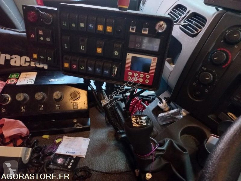 Vehículo de limpieza viaria Renault D