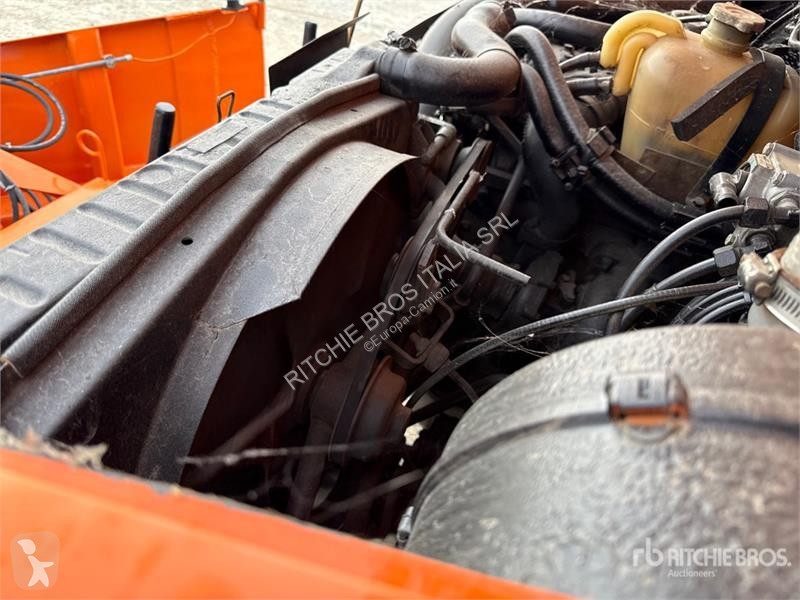 Коммунальная техника   Unimog