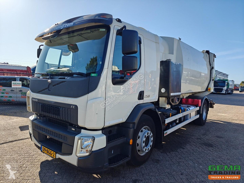 Коммунальная техника  Volvo 250 4x2 Day Cab...