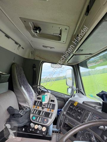 Коммунальная техника  Volvo FM 9 4X2 KEHRMASCHINE