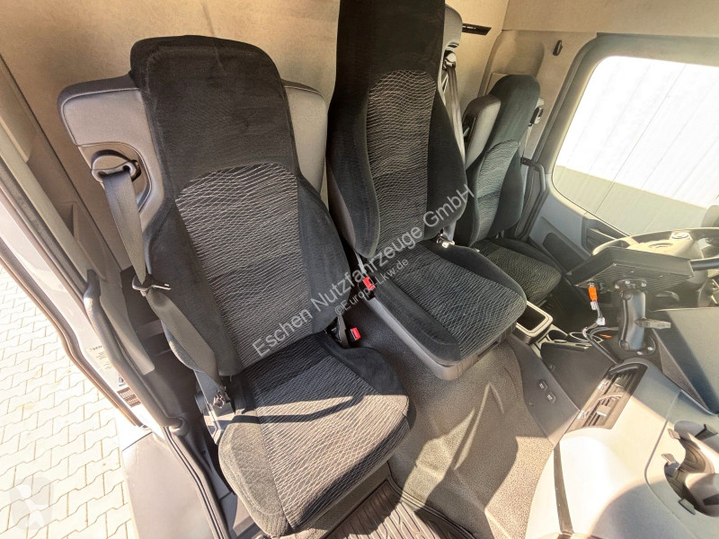 Vehículo de limpieza viaria Mercedes 2533 L*HS...