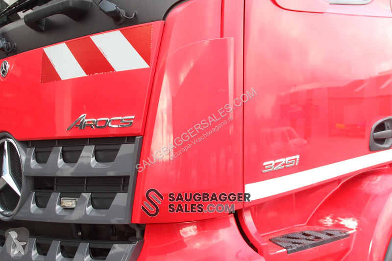 Gemeentevoertuig Mercedes 3251 RSP SAUGBAGGER 2020