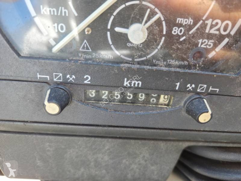 Vehículo de limpieza viaria Iveco 170 E 27