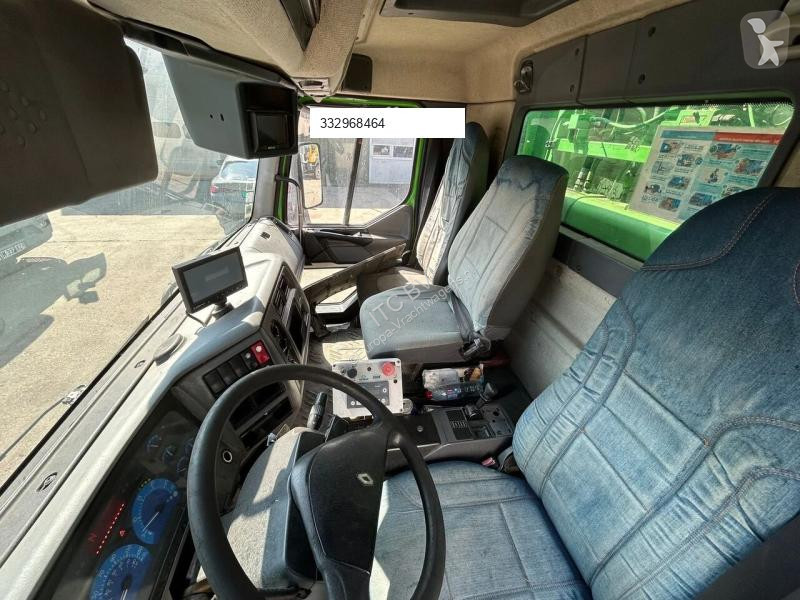 Renault 270 road network trucks