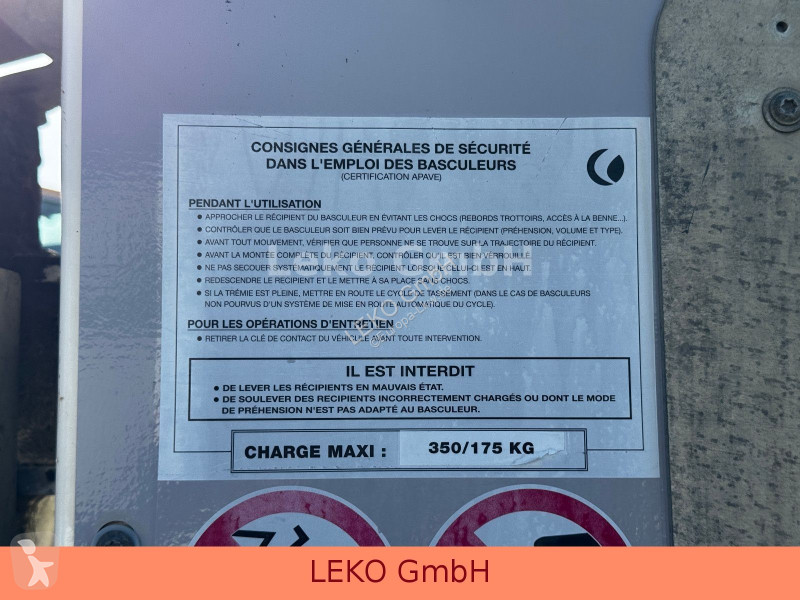 آلة لصيانة الطرق Renault C380 Lenkachse