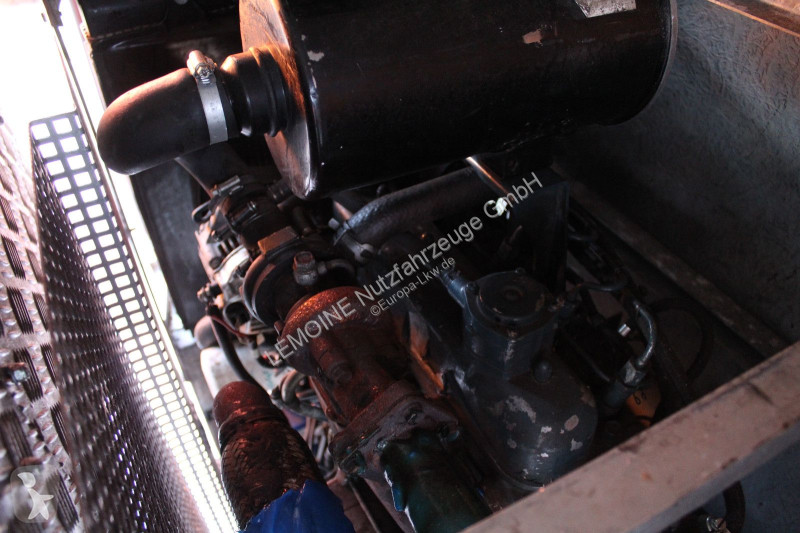 آلة لصيانة الطرق Volkswagen T6 2.0 TDI 4x2...